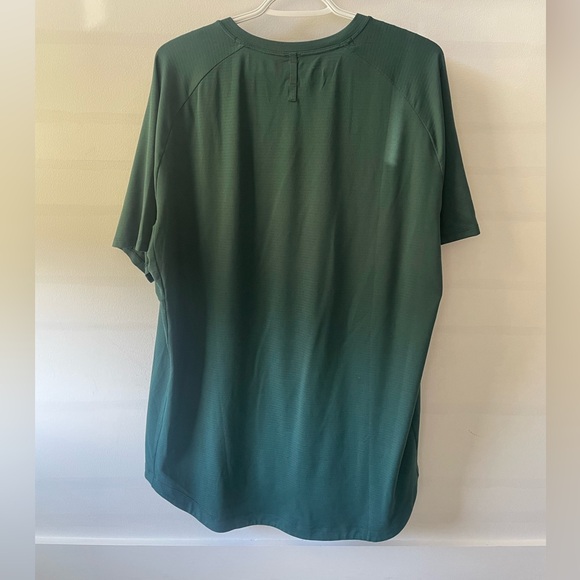 Men’s Lululemon Drysense Short-Sleeve Shirt - Picture 2 of 2